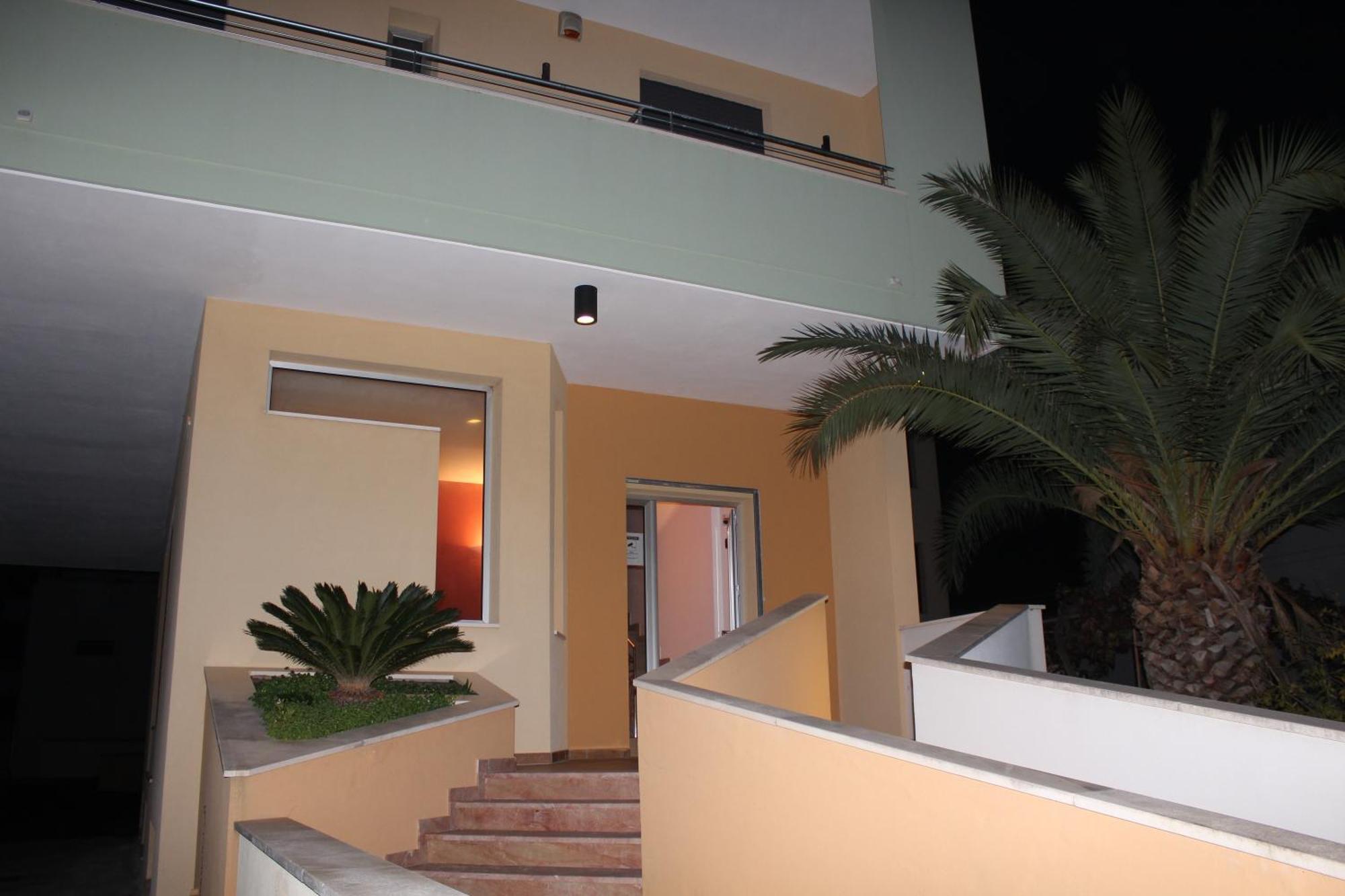 أليزيو B&B Via Gallipoli المظهر الخارجي الصورة