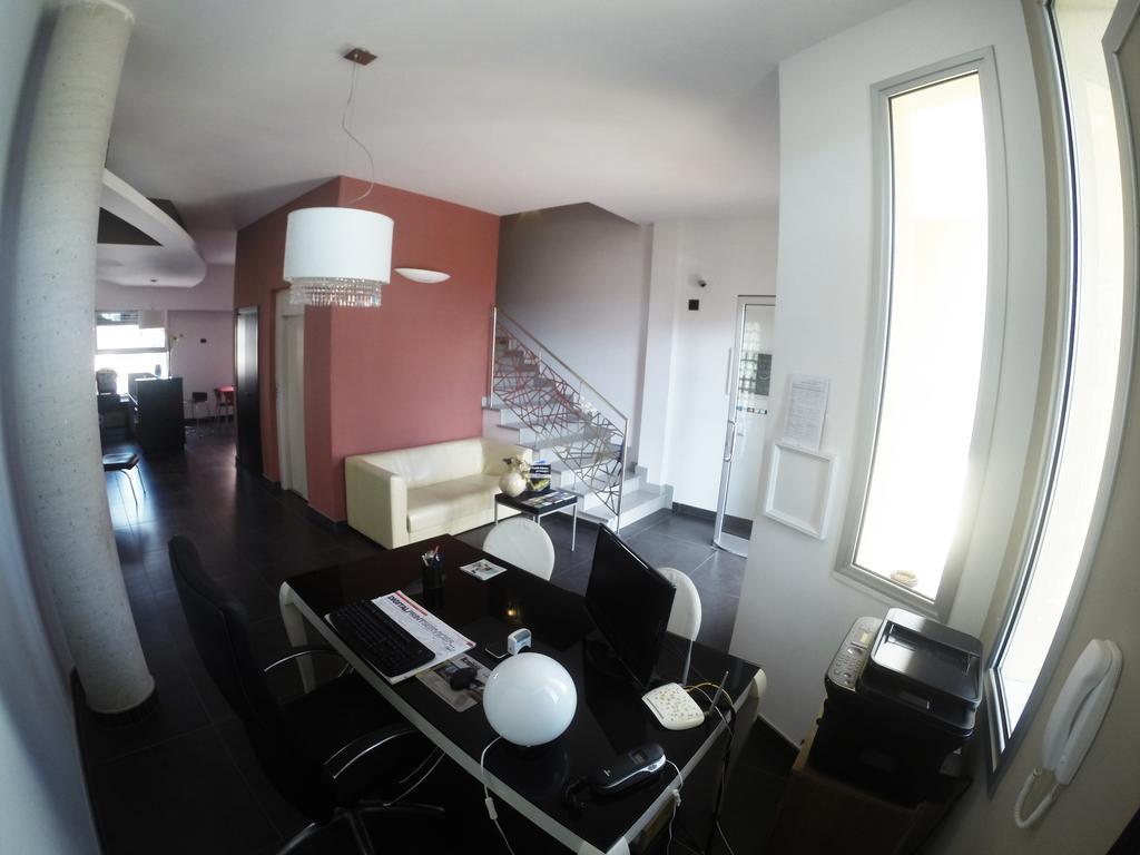 أليزيو B&B Via Gallipoli المظهر الخارجي الصورة