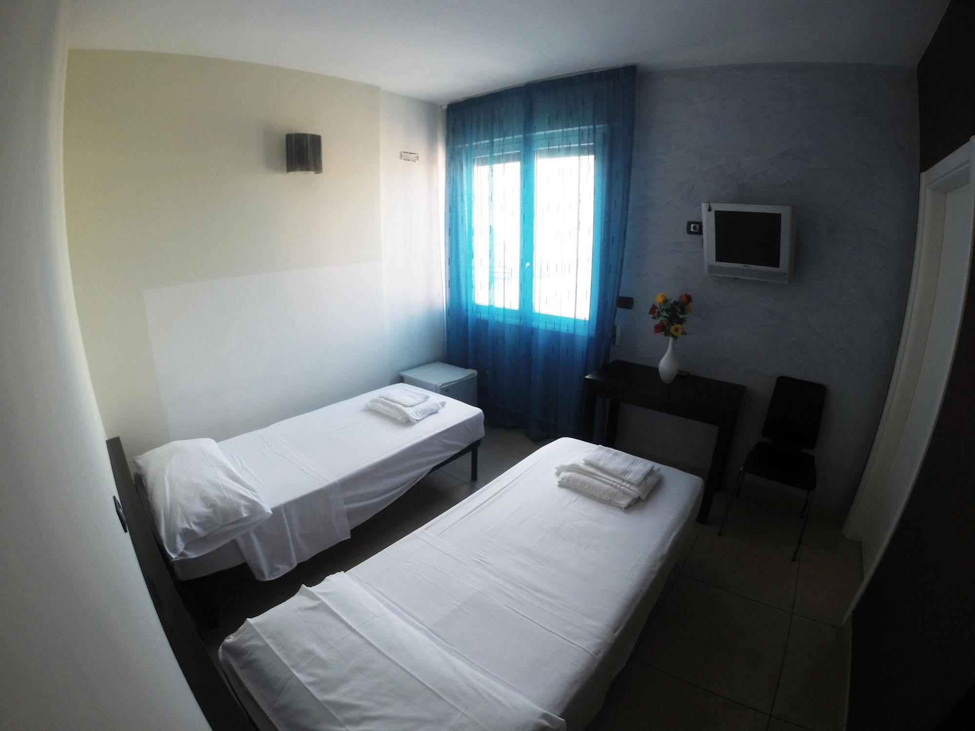 أليزيو B&B Via Gallipoli المظهر الخارجي الصورة