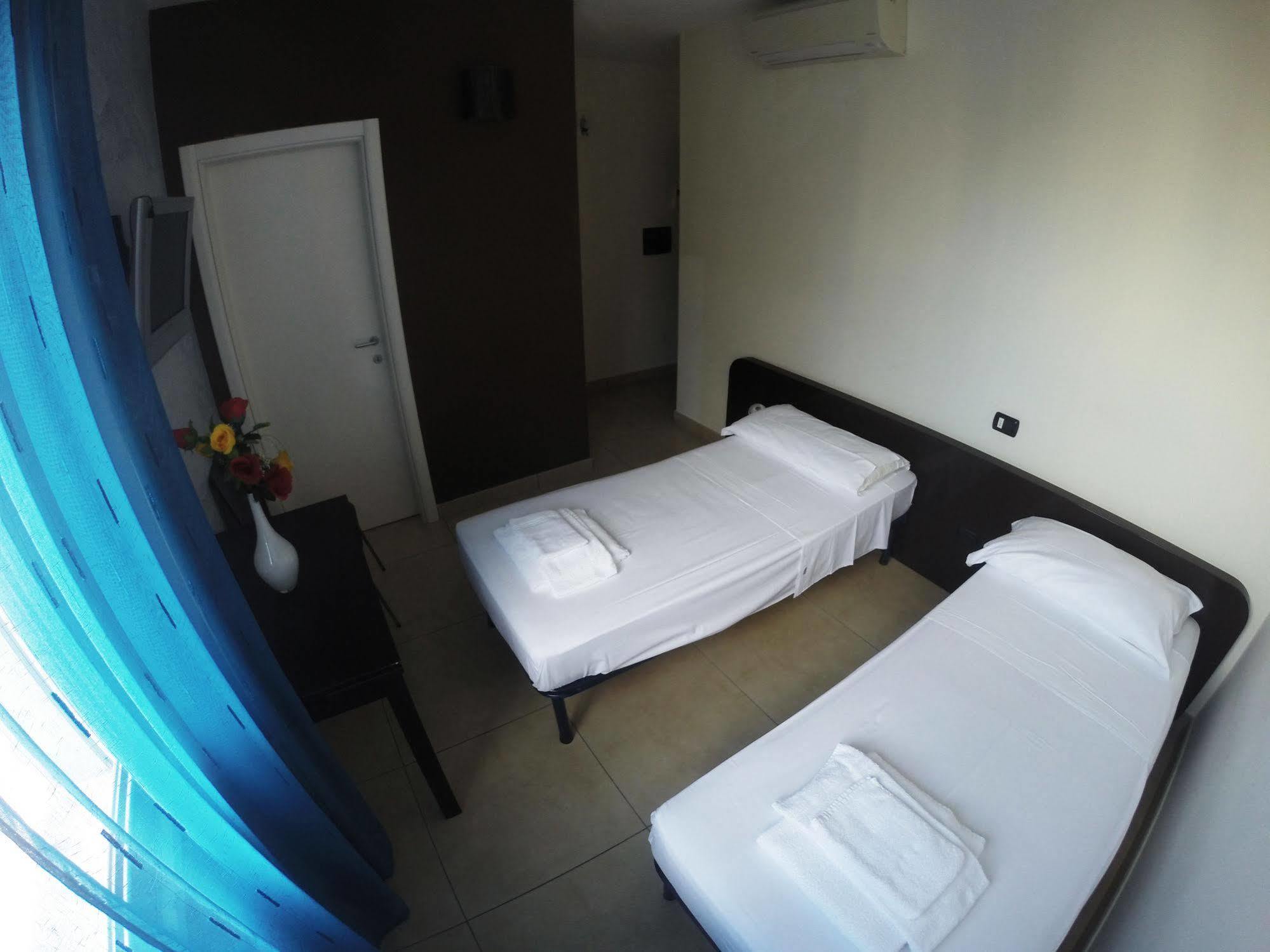 أليزيو B&B Via Gallipoli المظهر الخارجي الصورة
