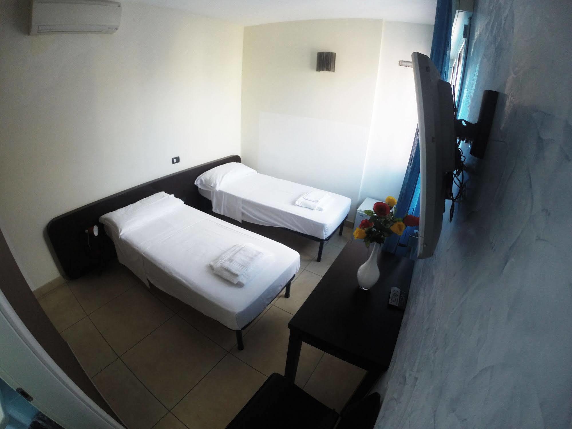 أليزيو B&B Via Gallipoli المظهر الخارجي الصورة