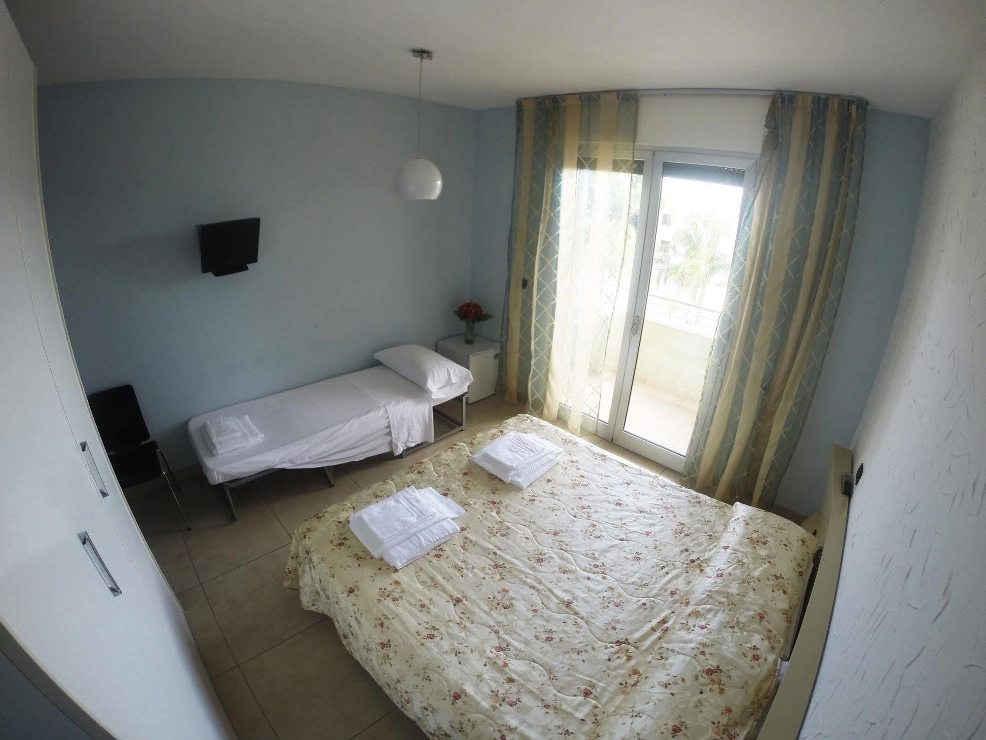 أليزيو B&B Via Gallipoli المظهر الخارجي الصورة